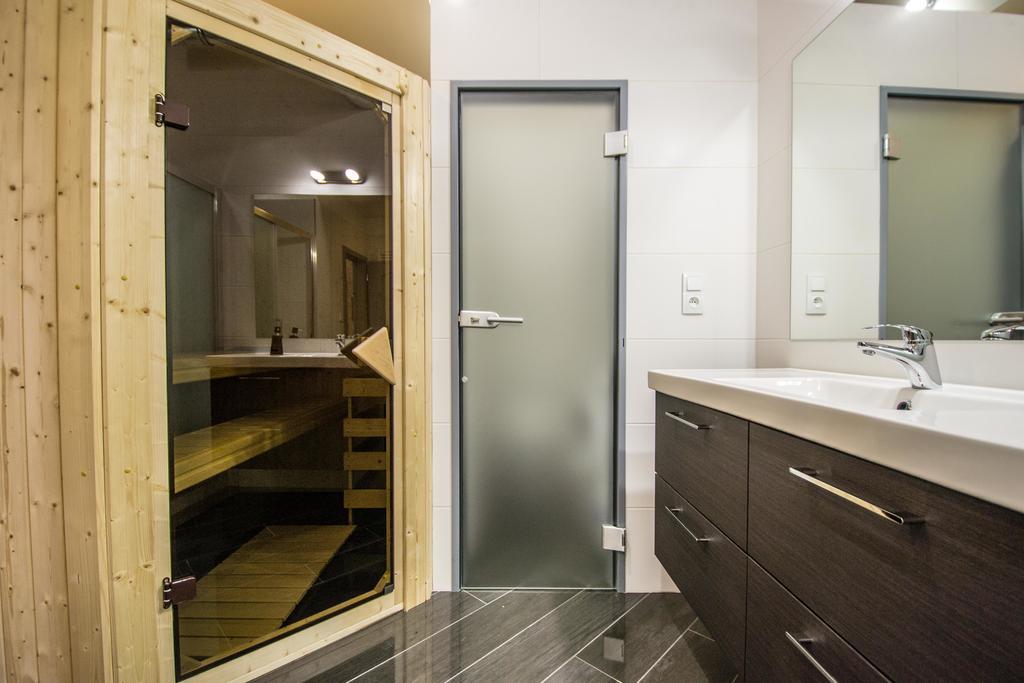 Brooklyn Sauna Apt By Ruterra Prag Exteriör bild