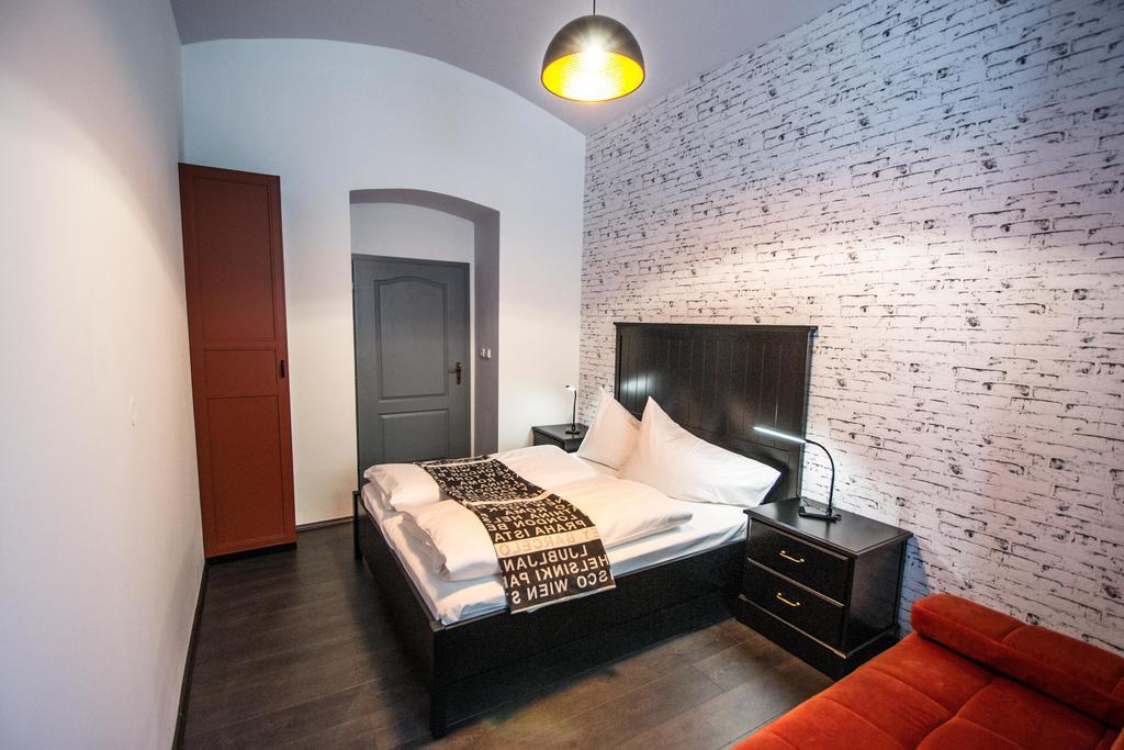 Brooklyn Sauna Apt By Ruterra Prag Exteriör bild