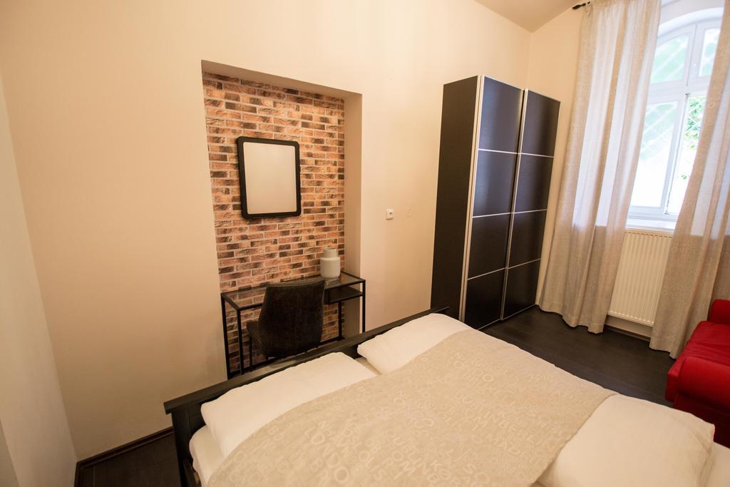Brooklyn Sauna Apt By Ruterra Prag Exteriör bild